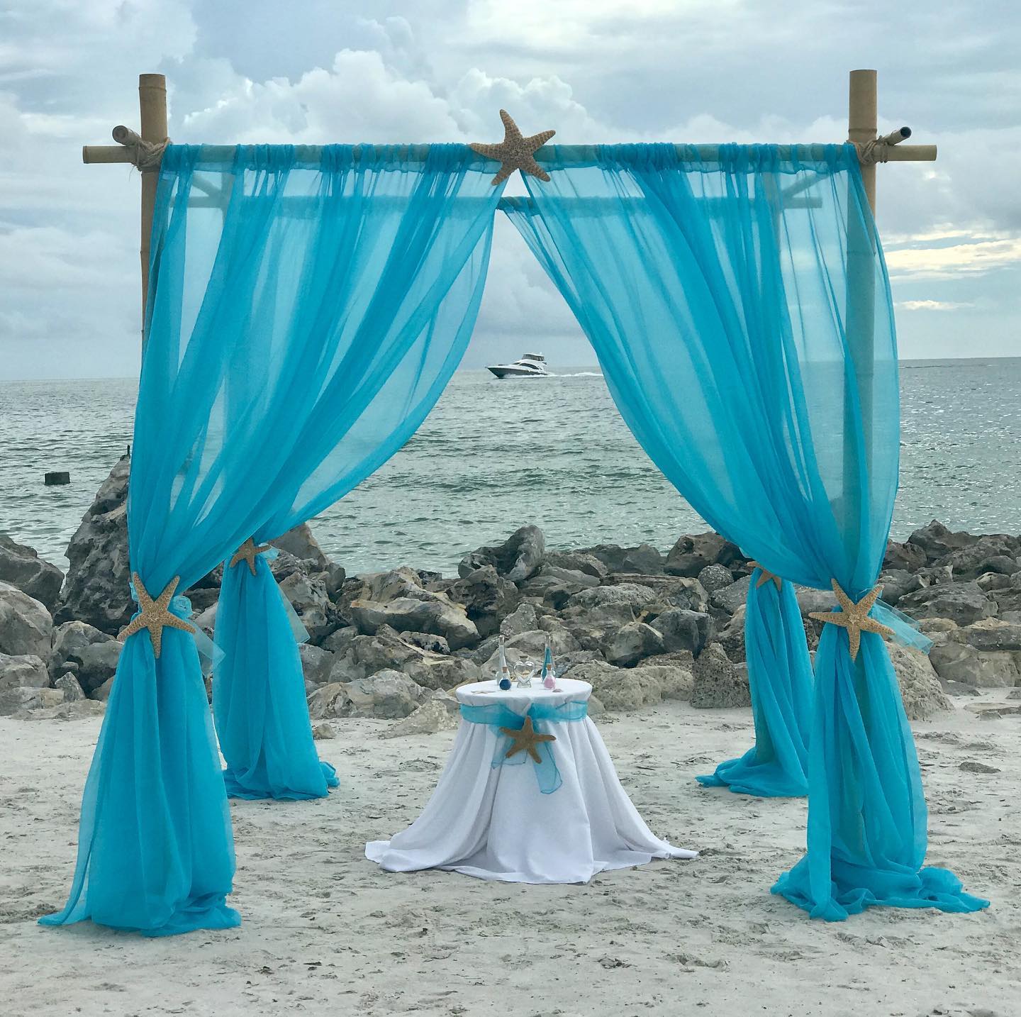 Four post Florida beach wedding arch